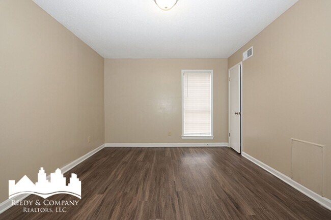 Building Photo - Welcome to 3782 Wychenere Drive!