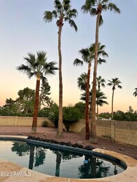 Building Photo - 5121 E Larkspur Dr