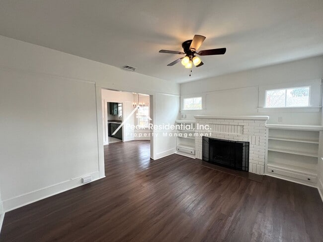 Building Photo - Charming Tahoe Park 2bd/1ba House