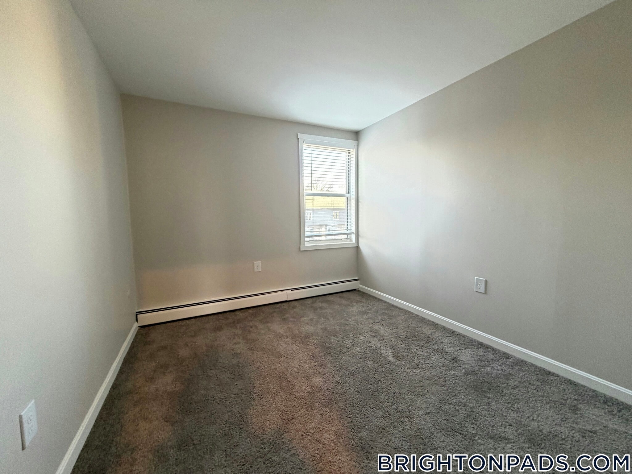 Building Photo - 9 Bronsdon St