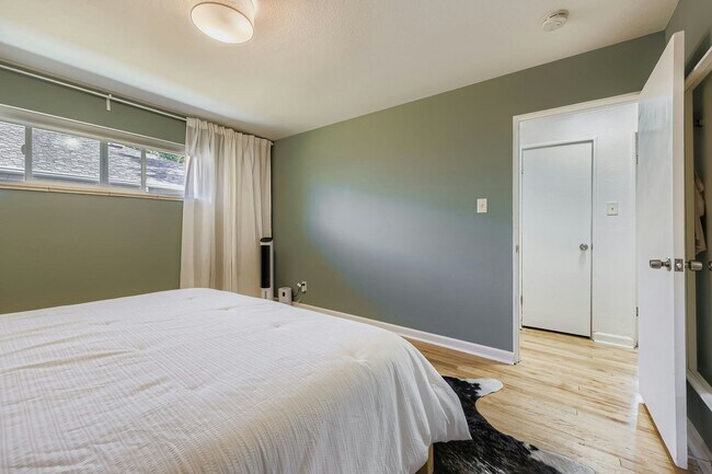 Building Photo - 3690 Grape St