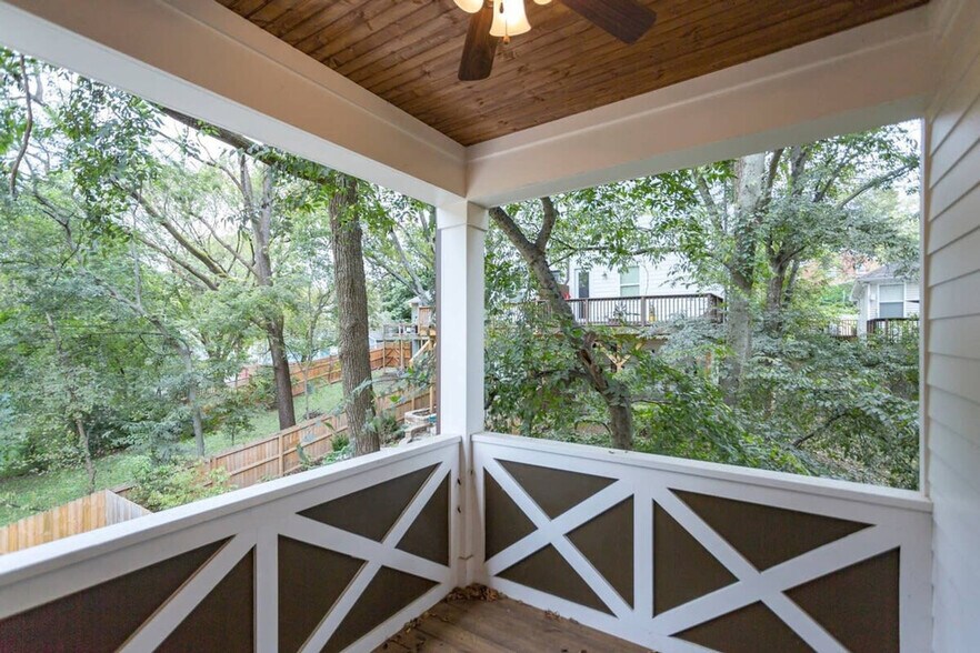 Building Photo - 1415 Shelby Ave