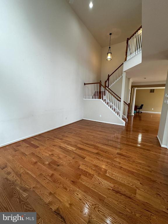 Building Photo - 147 Fringetree Dr