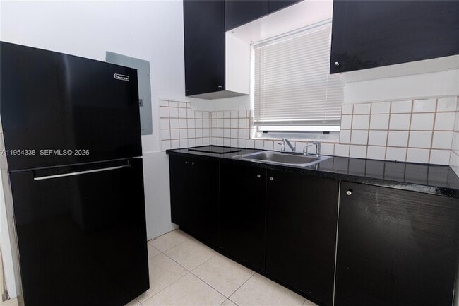 Building Photo - 1840 Fillmore St