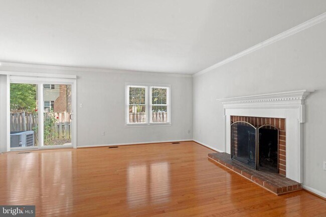 Building Photo - 9932 Longford Ct