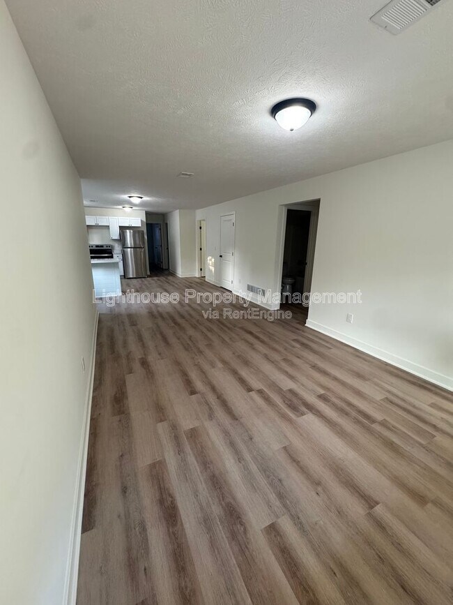 Building Photo - 313 Orchard Ave