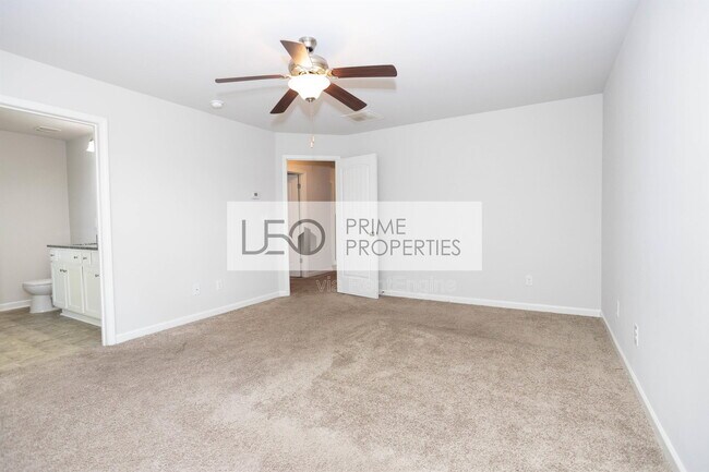 Building Photo - 156 Daisy Cir