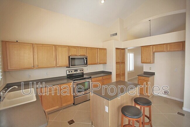 Building Photo - 20682 N 92nd Ln