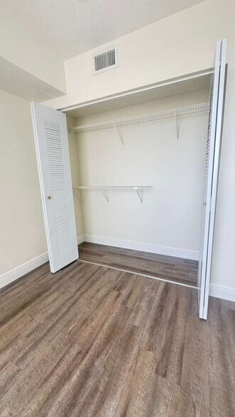 Building Photo - 6777 NW 186th Ter