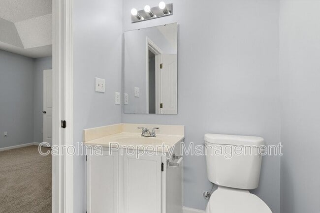 Building Photo - 6828 Ayrshire Glen Pl