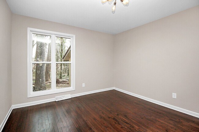 Building Photo - Modern NoDa Duplex Available Today! 50% of...