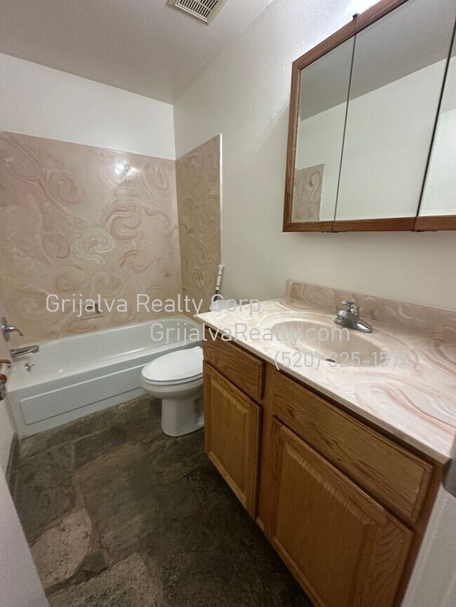 Building Photo - 3505 W Alana Ln
