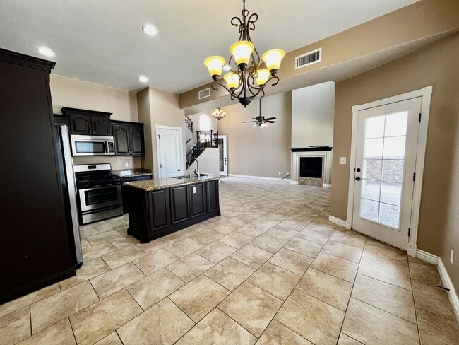 Building Photo - 3727 Grand Bahamas Dr