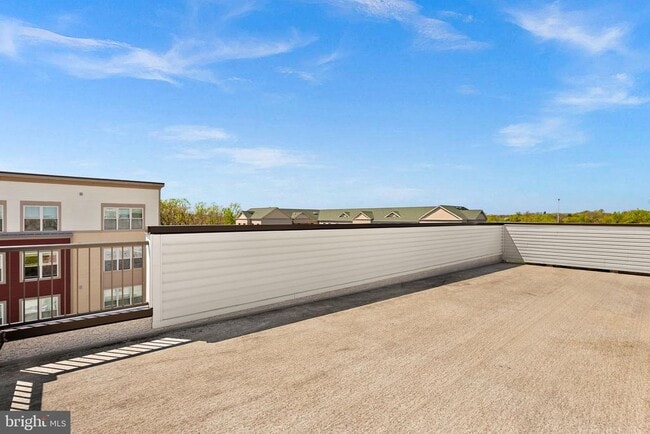 Building Photo - 2612 Neabsco Common Pl