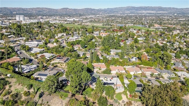 Building Photo - 20524 Rhoda St