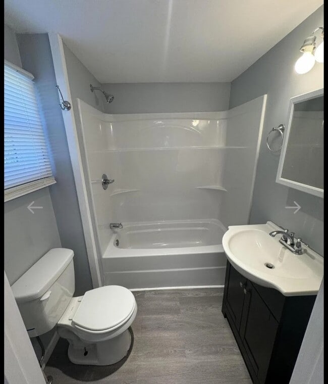 Building Photo - 2102 Adams Ave