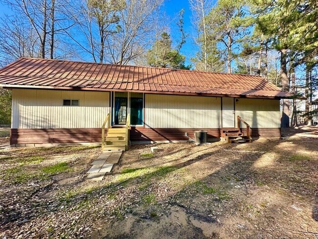 Building Photo - Available Now! Charming Country Retreat at...