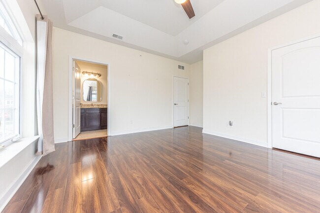 Building Photo - 5518 Arbor Chase Dr