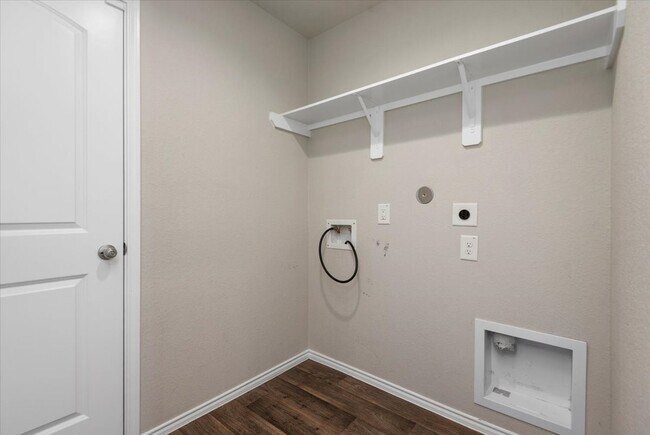 Building Photo - 15332 Timber Preserve Ln