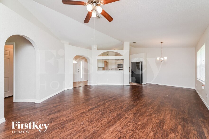 Building Photo - 3474 Tupelo Ave