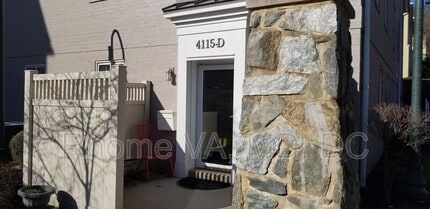 Building Photo - 4115 S Four Mile Run Dr