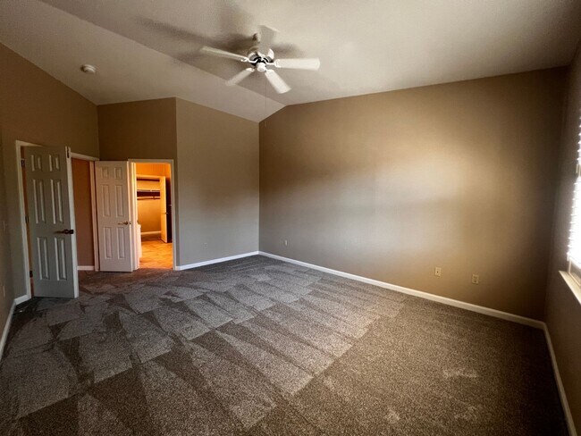 Building Photo - Must See! 3/2/3 Home in Minden, Winhaven n...