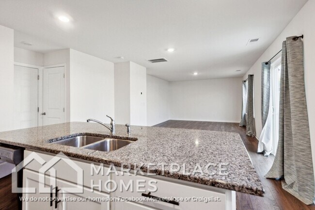 Building Photo - 1240 Stamp Lodge Rd