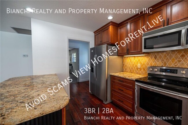 Building Photo - 3015 48th Ave Dr E