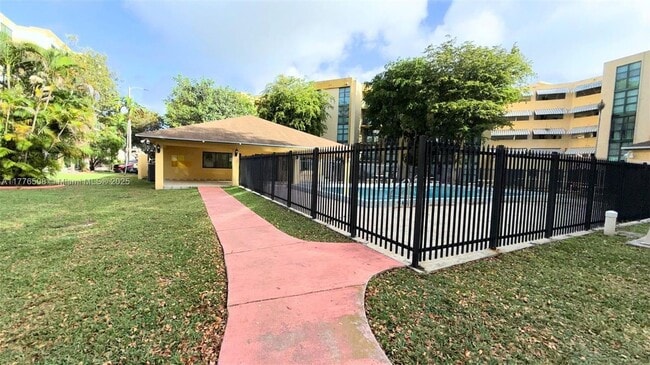 Building Photo - 11780 SW 18th St