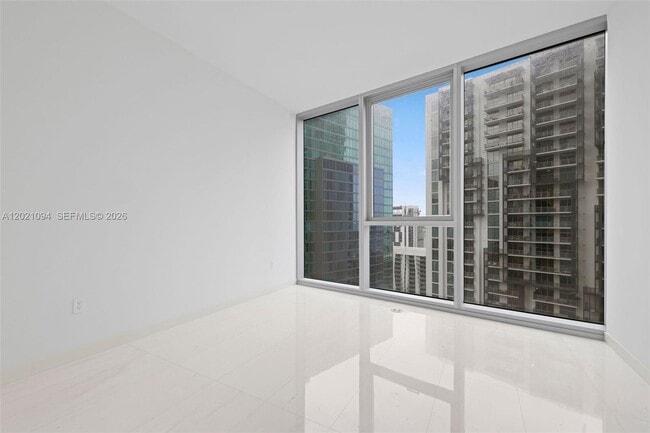 Building Photo - 300 Biscayne Blvd Way