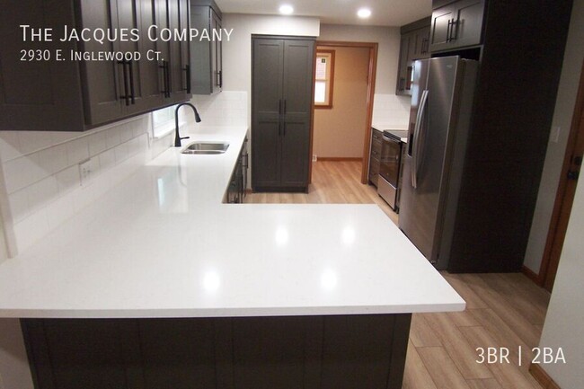 Building Photo - 2930 E Inglewood Ct