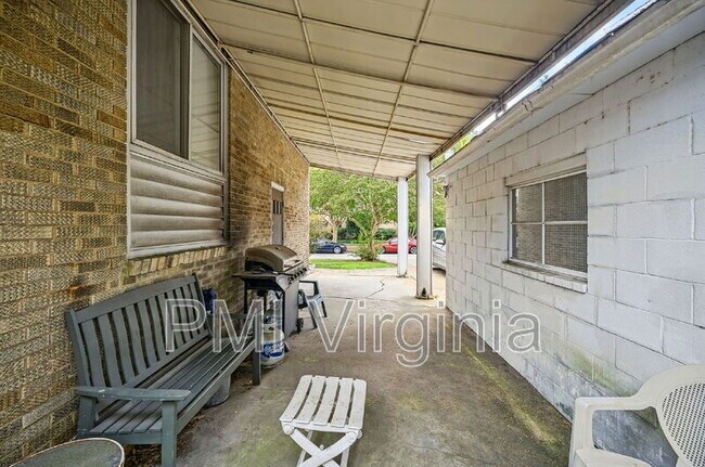 Building Photo - 2101 Hampton Blvd