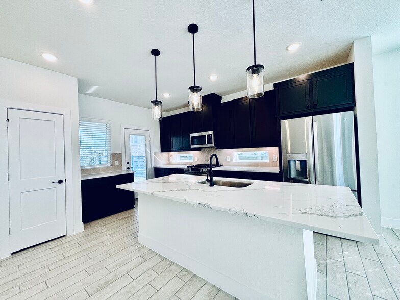 Building Photo - 15110 Dry Creek Junction Pl