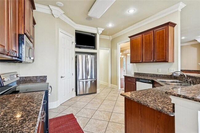 Building Photo - 108 Valiant Ln