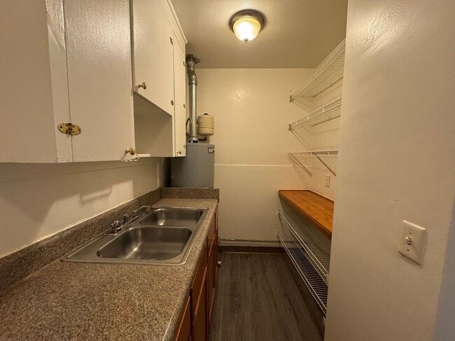 Building Photo - Pensacola - Warrington - 1 Bedroom, 1 Bathroom