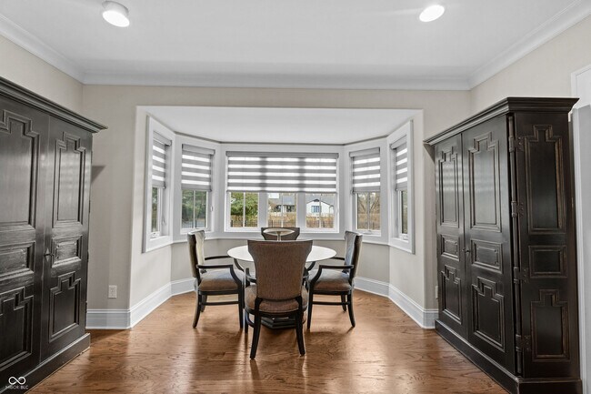 Building Photo - 1210 Golden Hill Dr