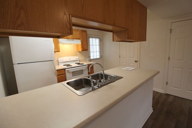 Building Photo - 189 Griffin Ln
