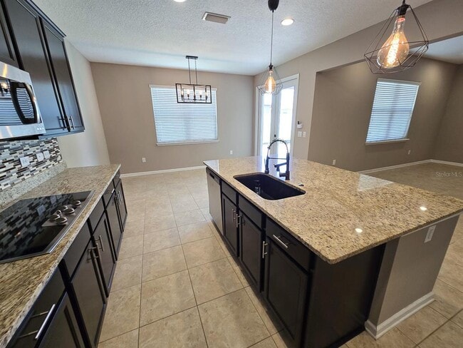 Building Photo - 3543 Meadow Breeze Loop