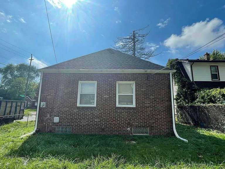 Building Photo - 13500 Rutherford St