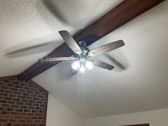 Building Photo - 101 Opossum Trot Ct