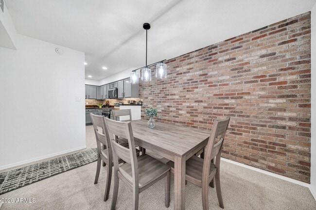 Building Photo - 8787 E Mountain View Rd