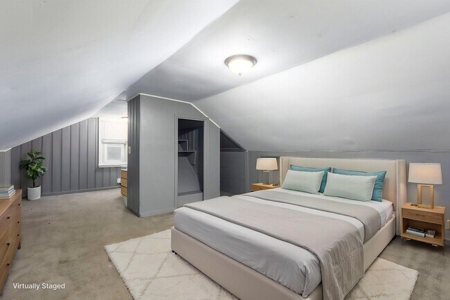 Building Photo - 13881 Carlisle St