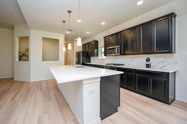 Building Photo - 27915 Crosswater Ln