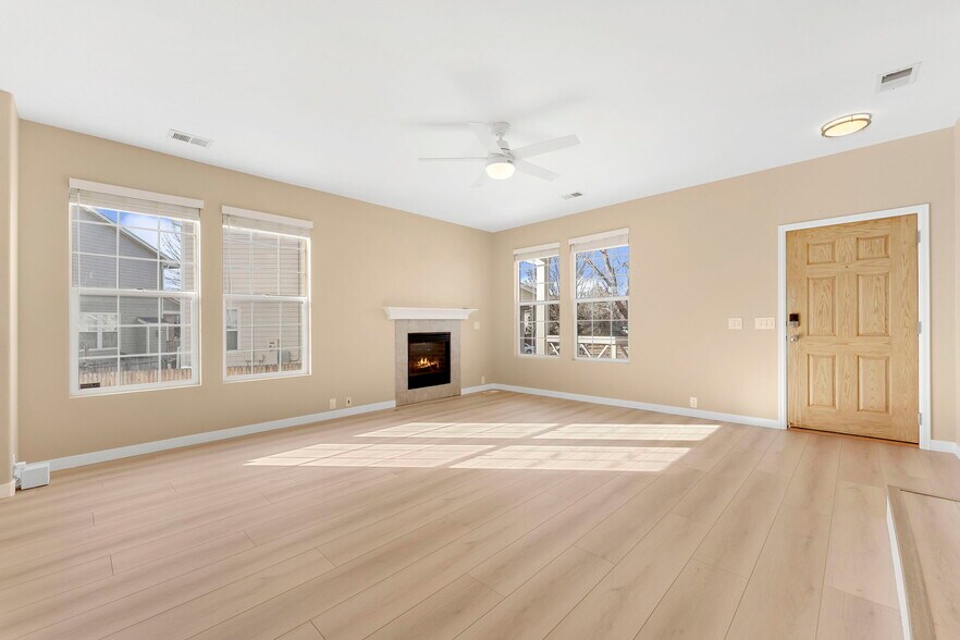 Building Photo - 3425 East 123rd Drive