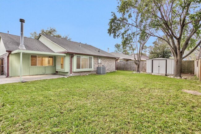 Building Photo - 1215 Three Forks Dr