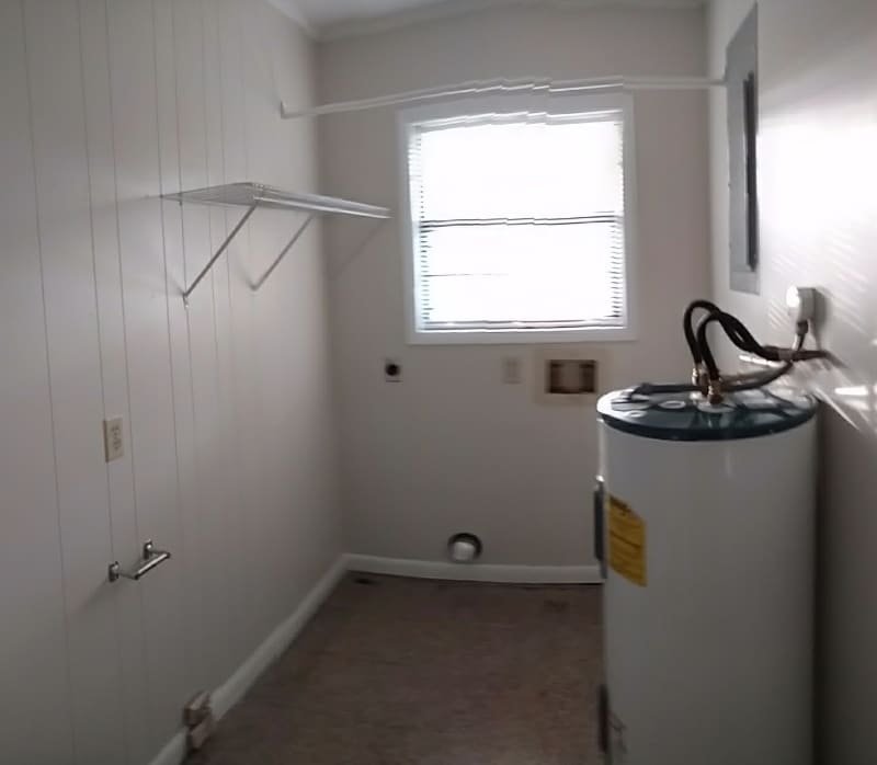 Building Photo - 321 N Lexington St