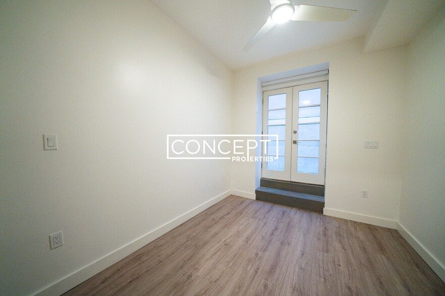Building Photo - 1474 Tremont St
