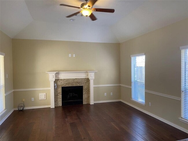 Building Photo - 15411 Tysor Park Ln
