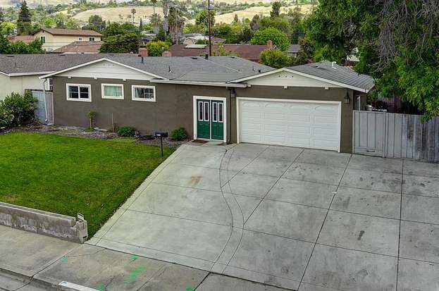Building Photo - 384 Mccovey Ln