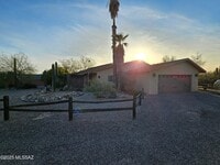 Building Photo - 8021 N Padova Pl